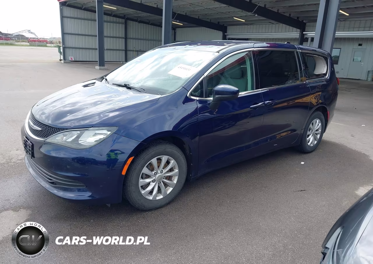 2017 Chrysler Pacifica Touring VIN:2C4RC1DG2HR578470 - 2