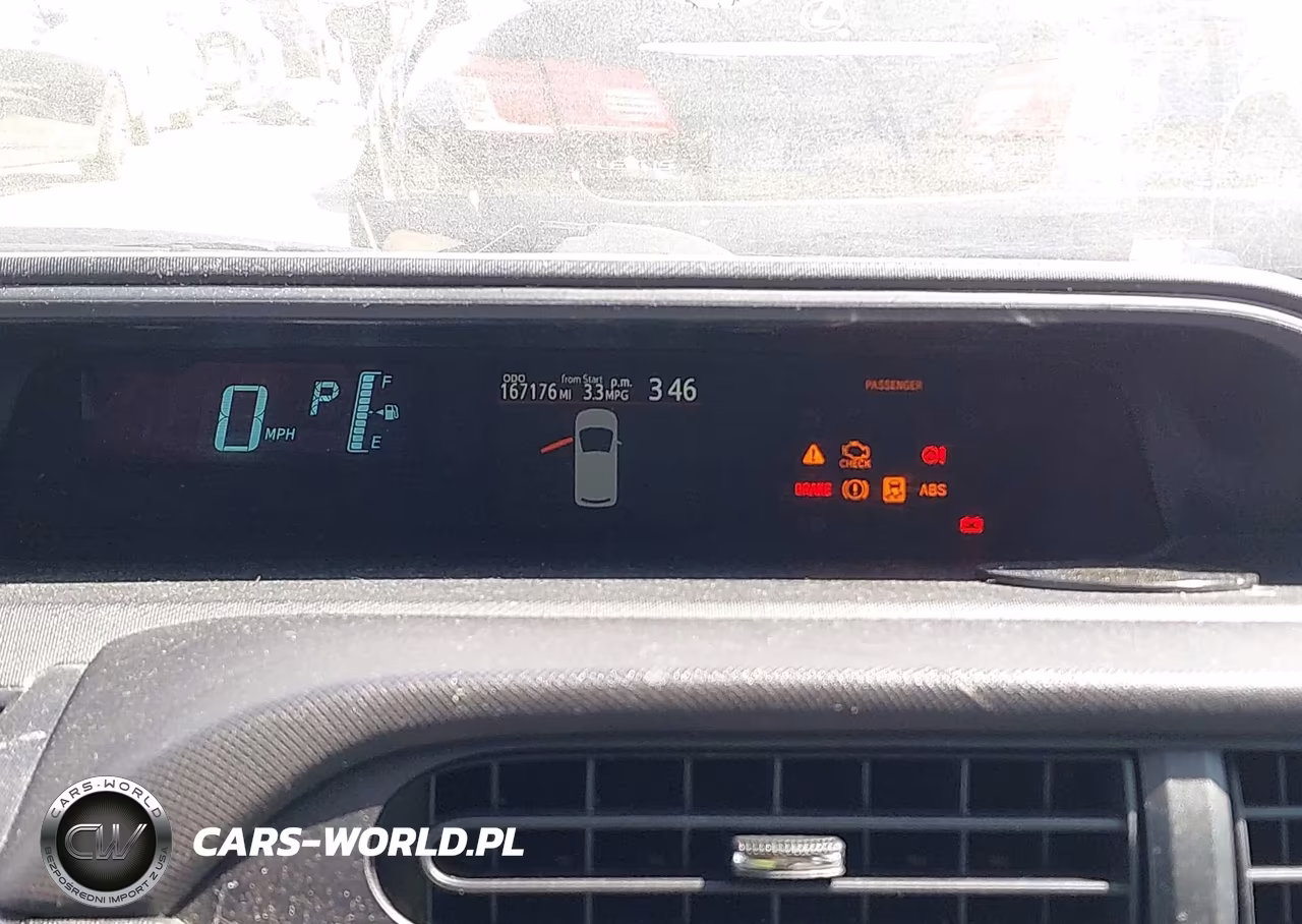 2014 Toyota Prius C Two VIN:JTDKDTB36E1059271 - 7
