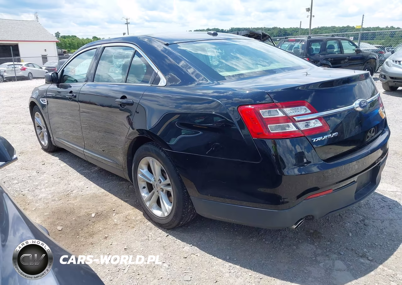 2017 Ford Taurus Se VIN:1FAHP2D95HG133610 - 3