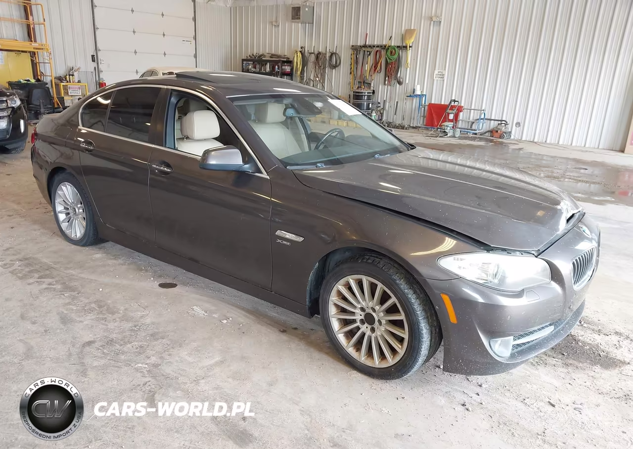 2011 BMW 535I xDrive – zdjęcie 1 z 11