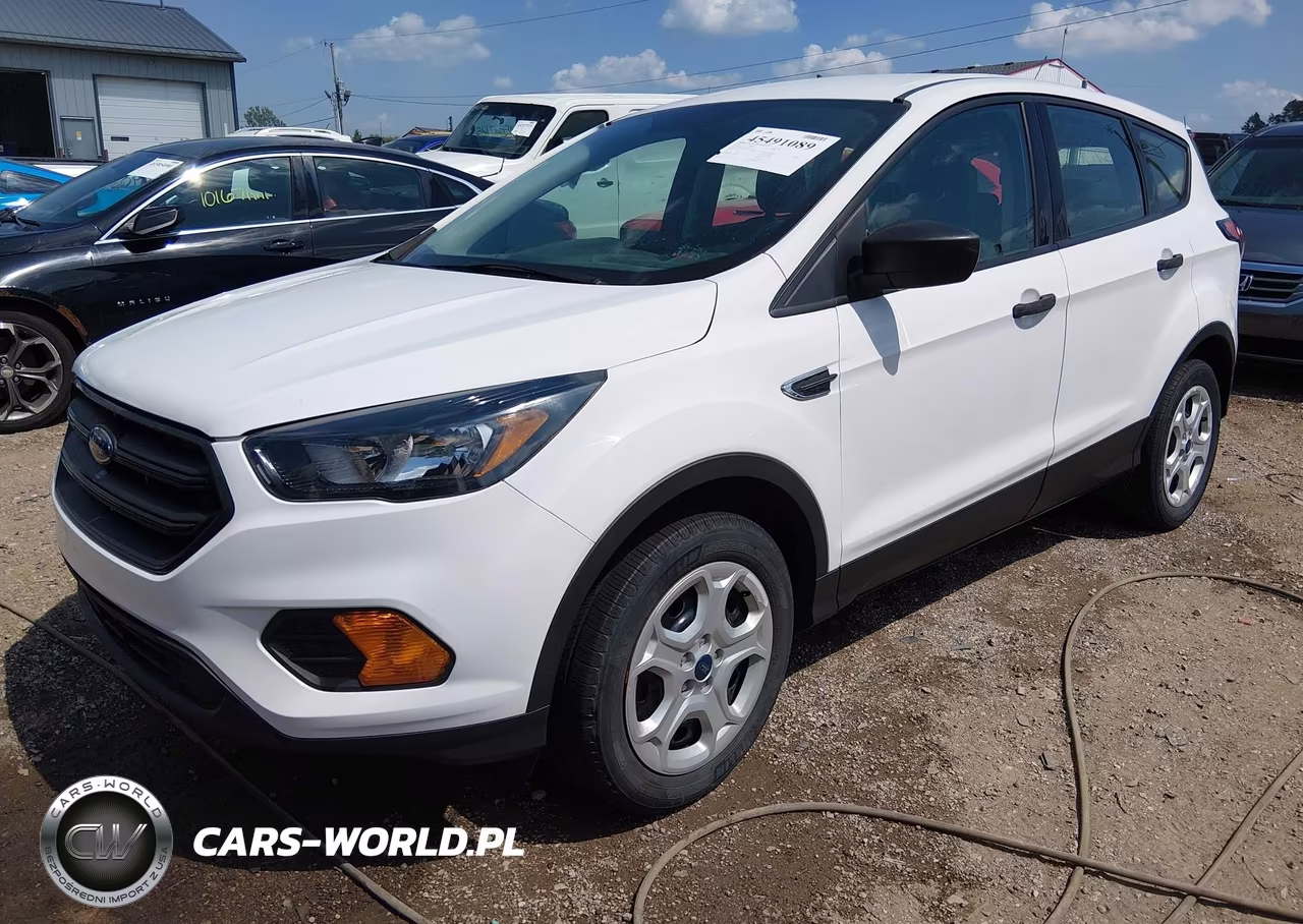 2019 Ford Escape S VIN:1FMCU0F73KUB23370 - 2