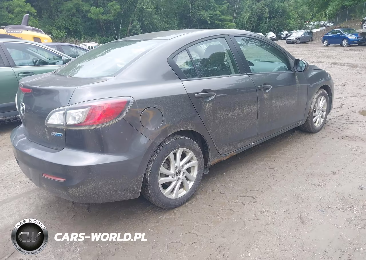 2013 Mazda Mazda3 I Touring VIN:JM1BL1VP7D1749518 - 4