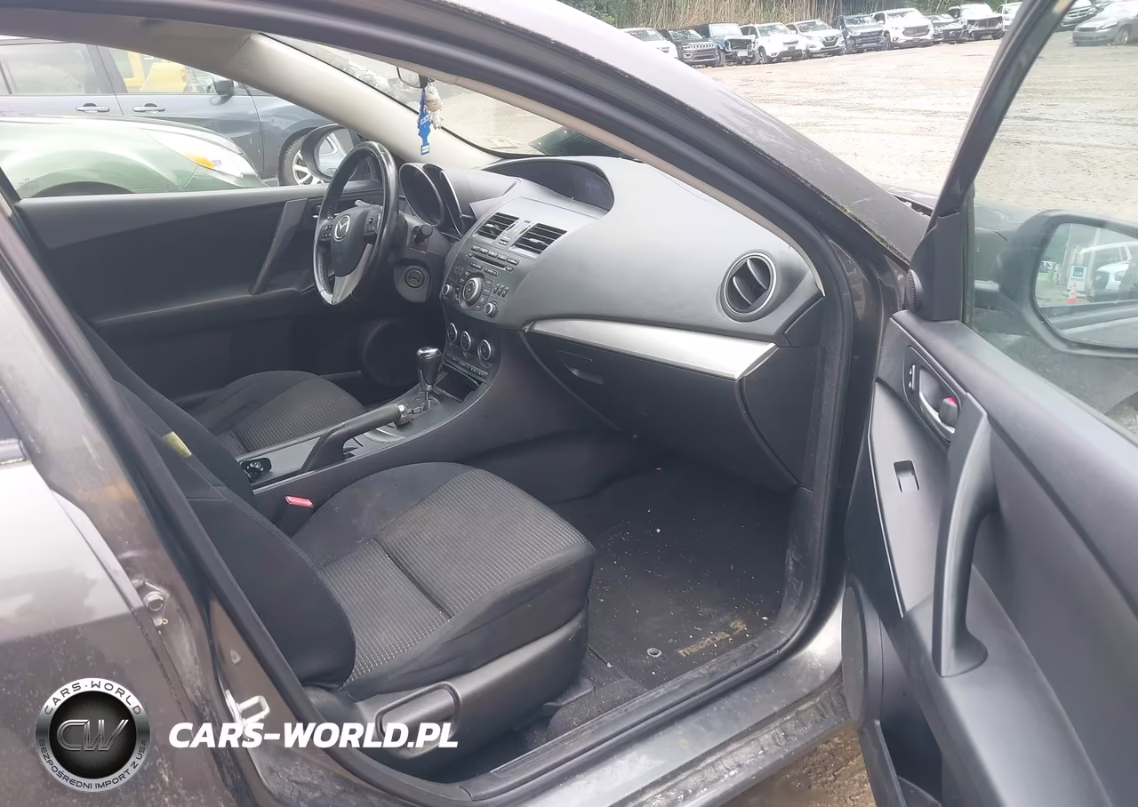 2013 Mazda Mazda3 I Touring VIN:JM1BL1VP7D1749518 - 5