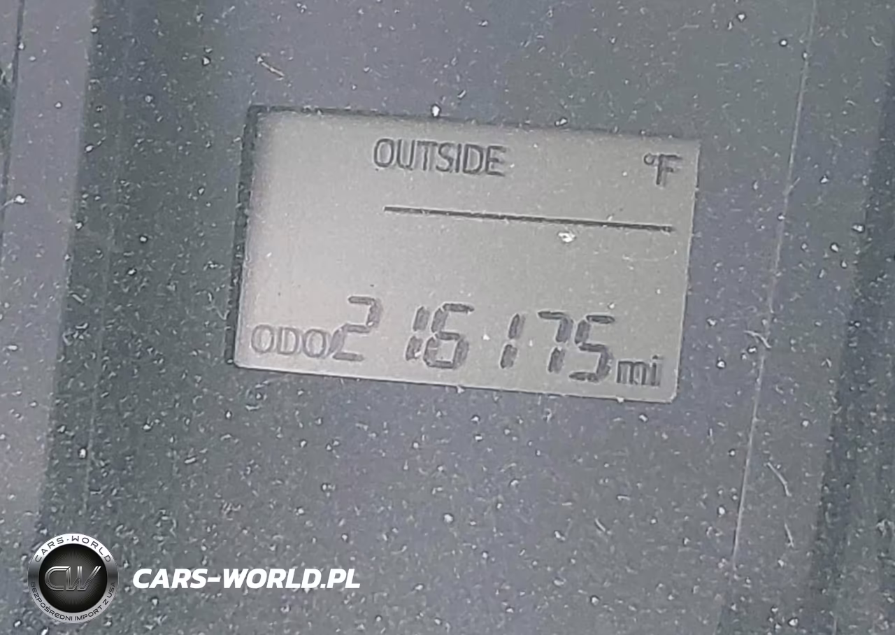 2017 Toyota Tacoma Sr VIN:5TFRX5GN7HX077131 - 15