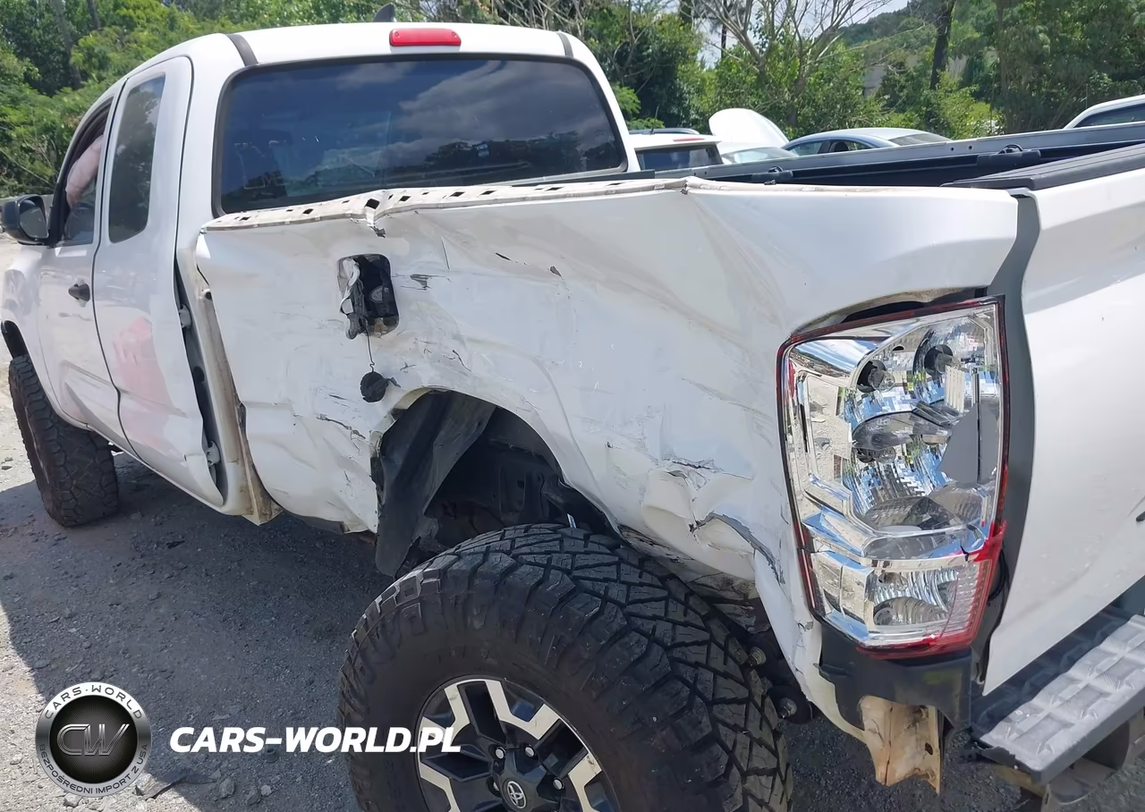 2017 Toyota Tacoma Sr VIN:5TFRX5GN7HX077131 - 17