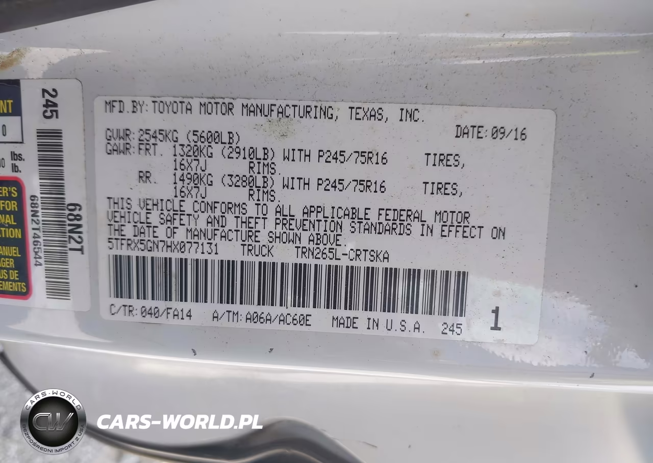 2017 Toyota Tacoma Sr VIN:5TFRX5GN7HX077131 - 9