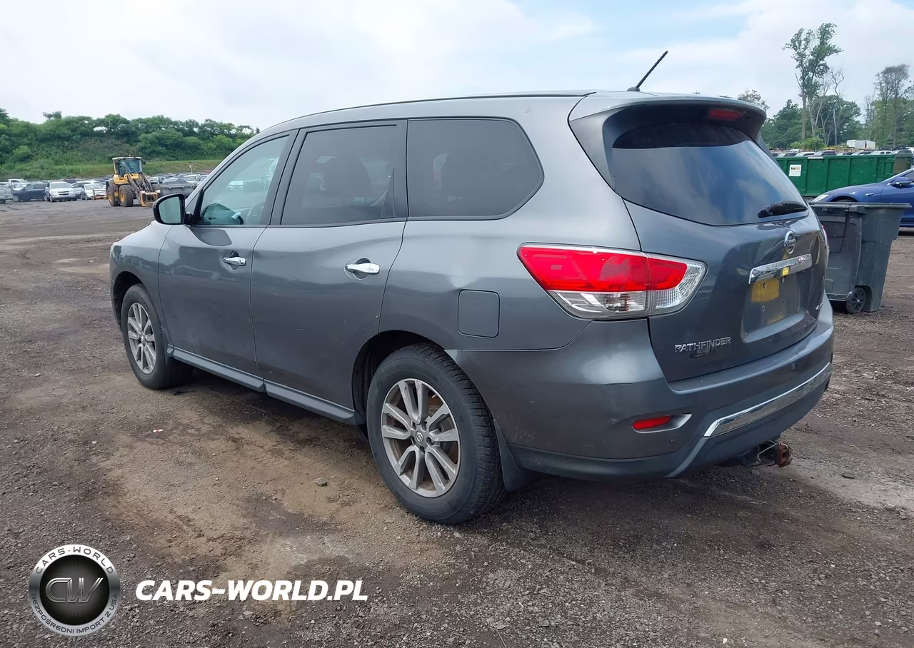 2015 Nissan Pathfinder S VIN:5N1AR2MM1FC624864 - 3
