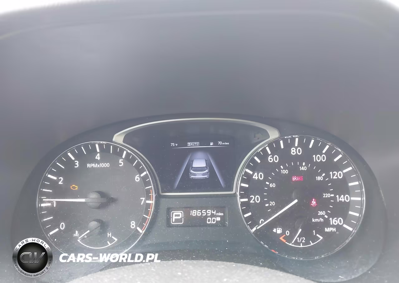 2015 Nissan Pathfinder S VIN:5N1AR2MM1FC624864 - 7