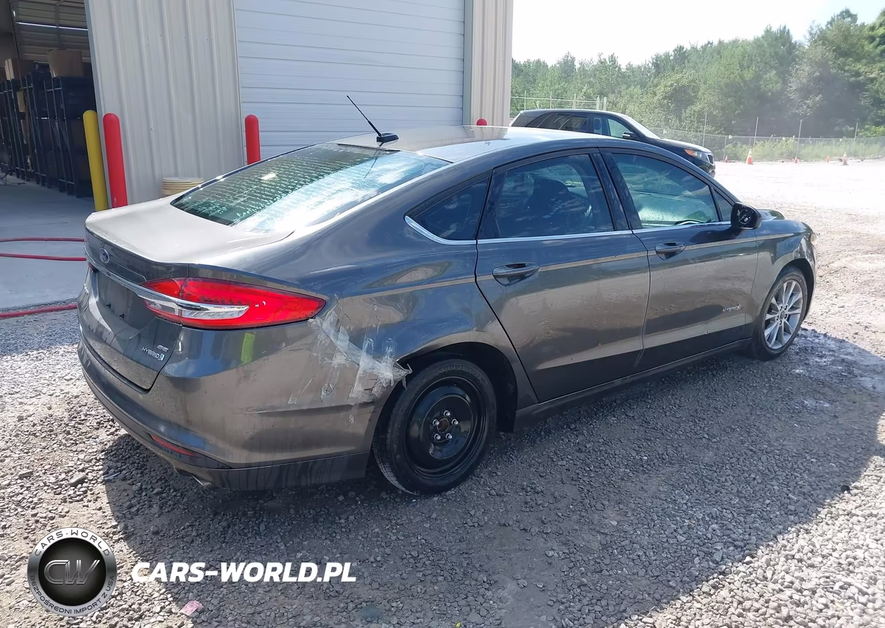 2017 Ford Fusion Hybrid Se VIN:3FA6P0LU3HR148388 - 4