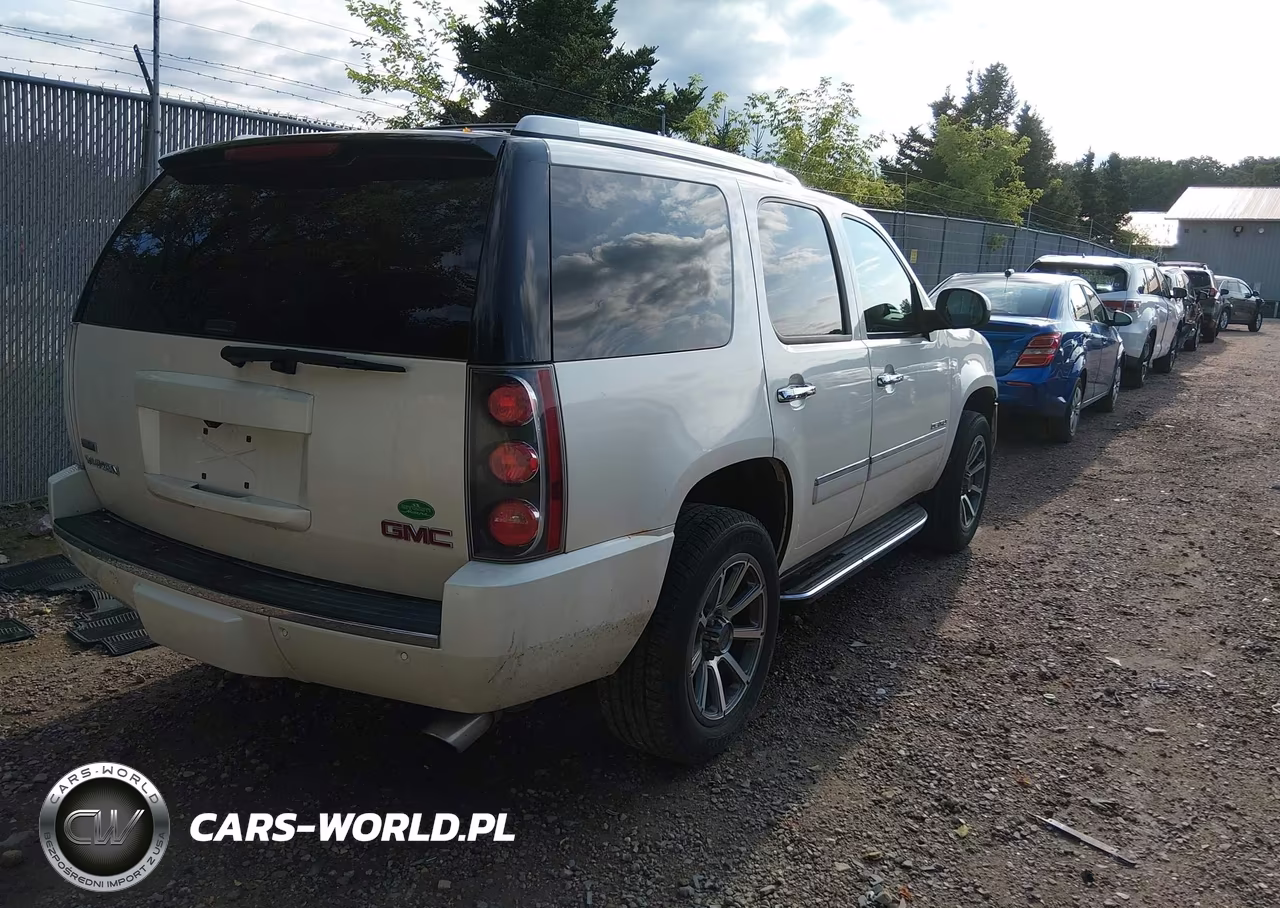 2012 GMC Yukon Denali VIN:1GKS2EEF1CR283140 - 4