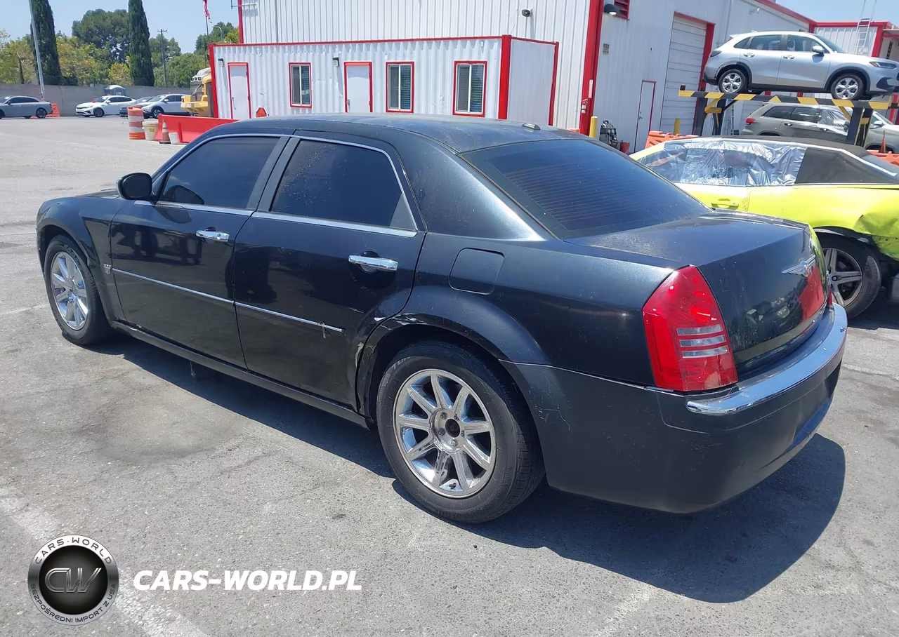 2007 Chrysler 300C VIN:2C3KA63H77H821245 - 3