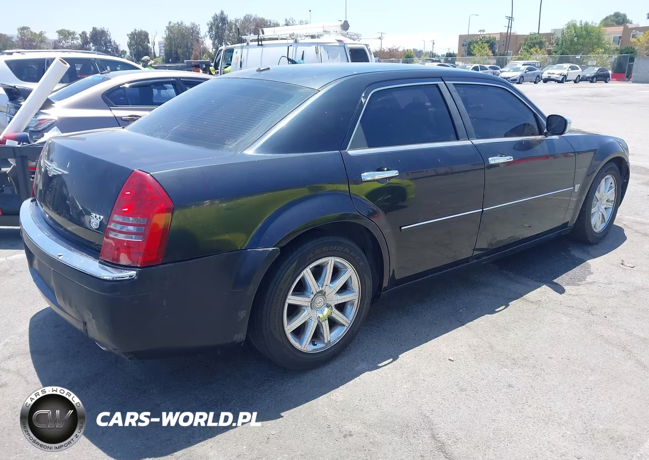 2007 Chrysler 300C VIN:2C3KA63H77H821245 - 4