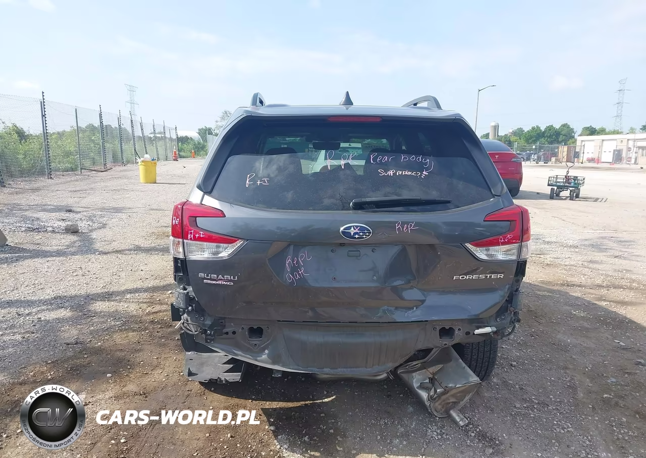 2020 Subaru Forester Premium VIN:JF2SKAJC0LH570122 - 16