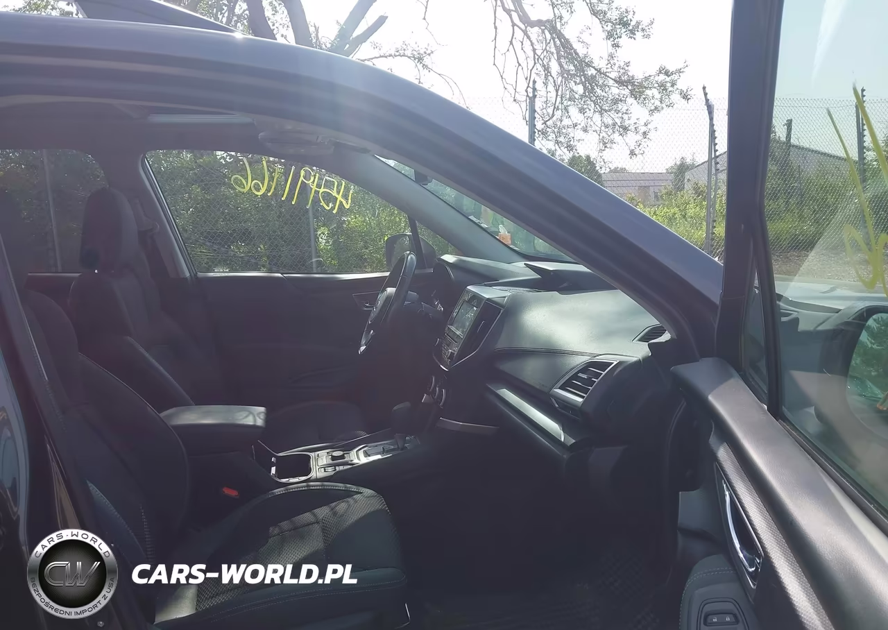 2020 Subaru Forester Premium VIN:JF2SKAJC0LH570122 - 5
