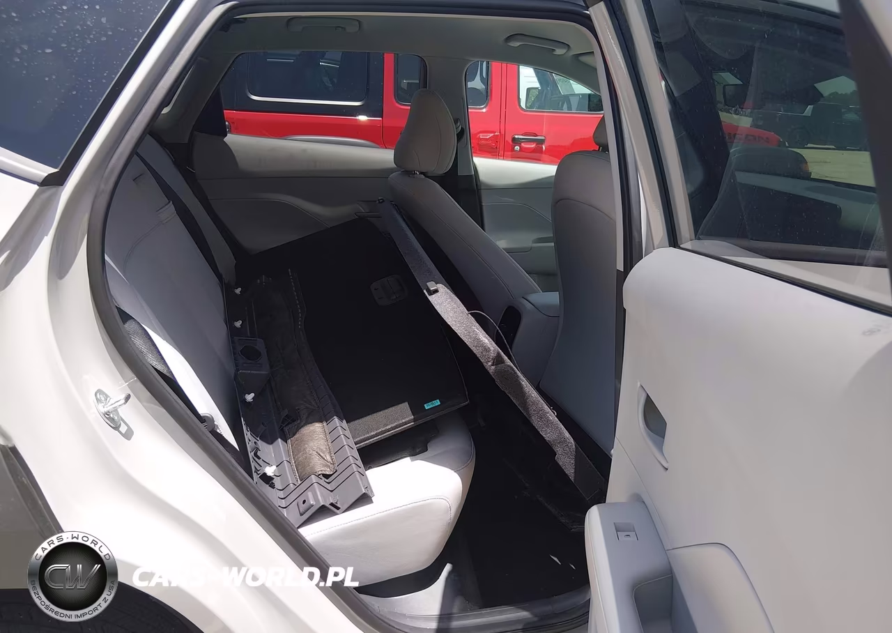 2025 Hyundai Kona Sel VIN:KM8HBCAB6SU338475 - 8