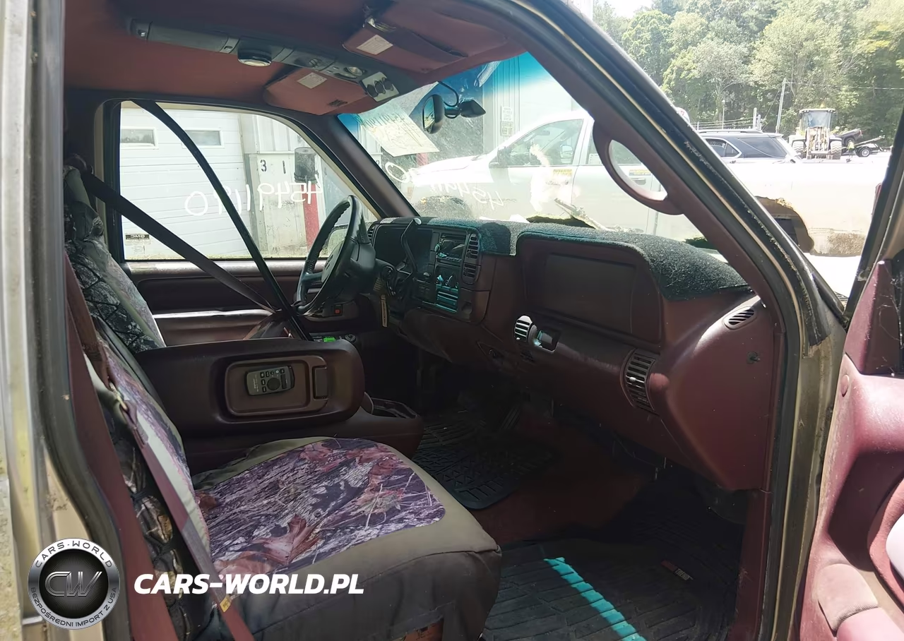 1998 GMC Suburban 1500 Sl VIN:1GKFK16R9WJ705452 - 5
