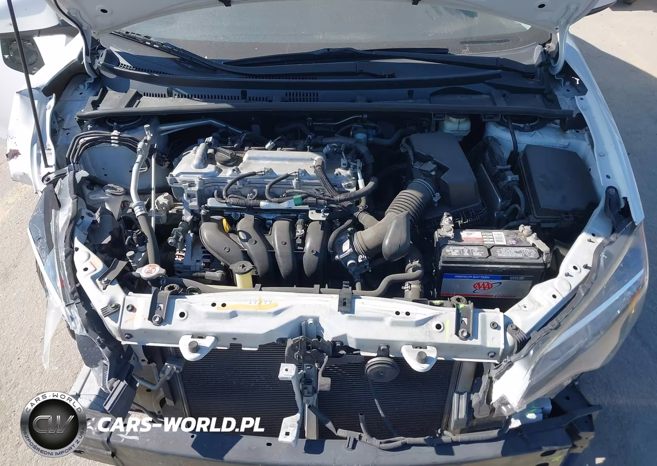 2018 Toyota Corolla Le VIN:5YFBURHE0JP792644 - 10