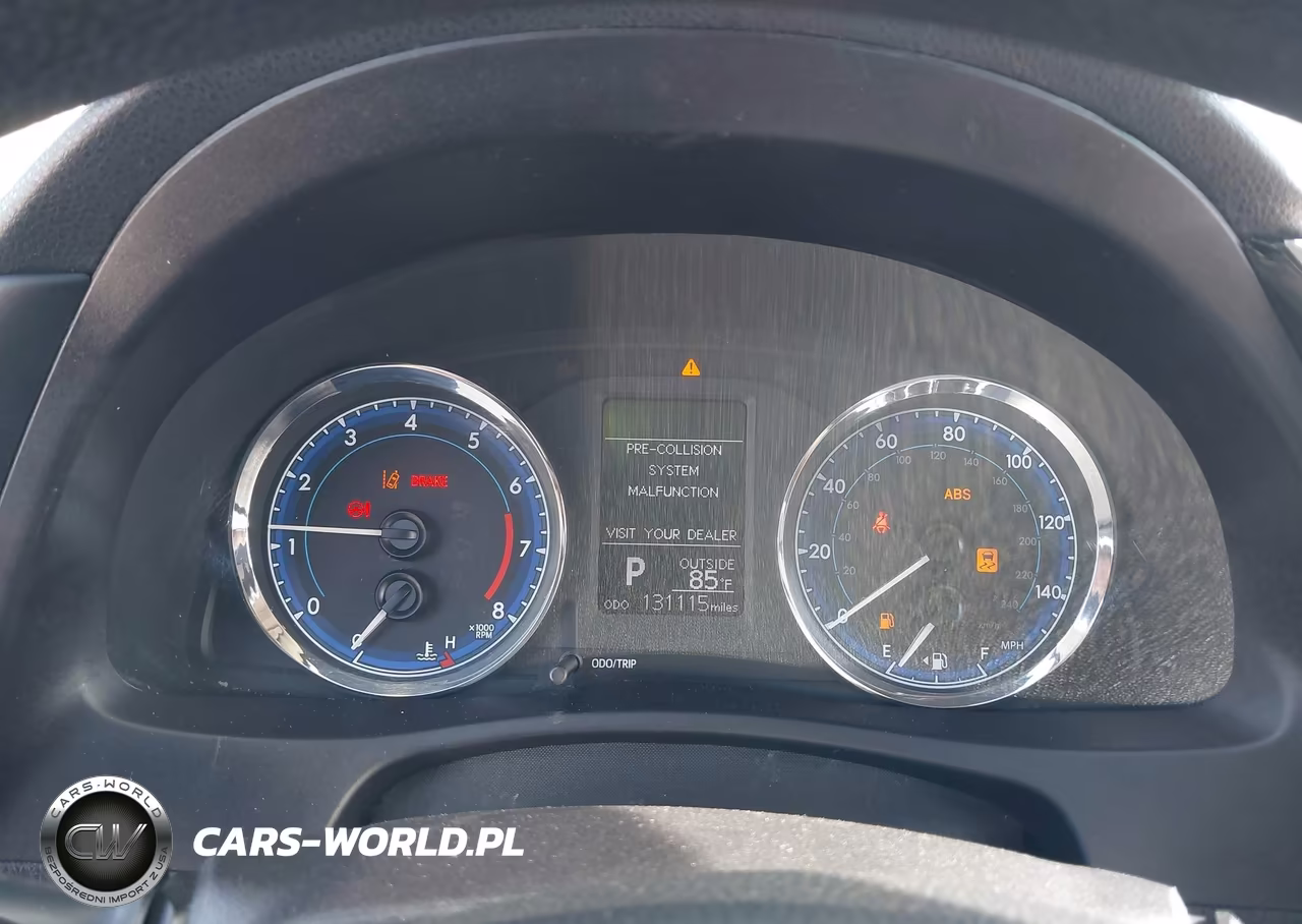2018 Toyota Corolla Le VIN:5YFBURHE0JP792644 - 7