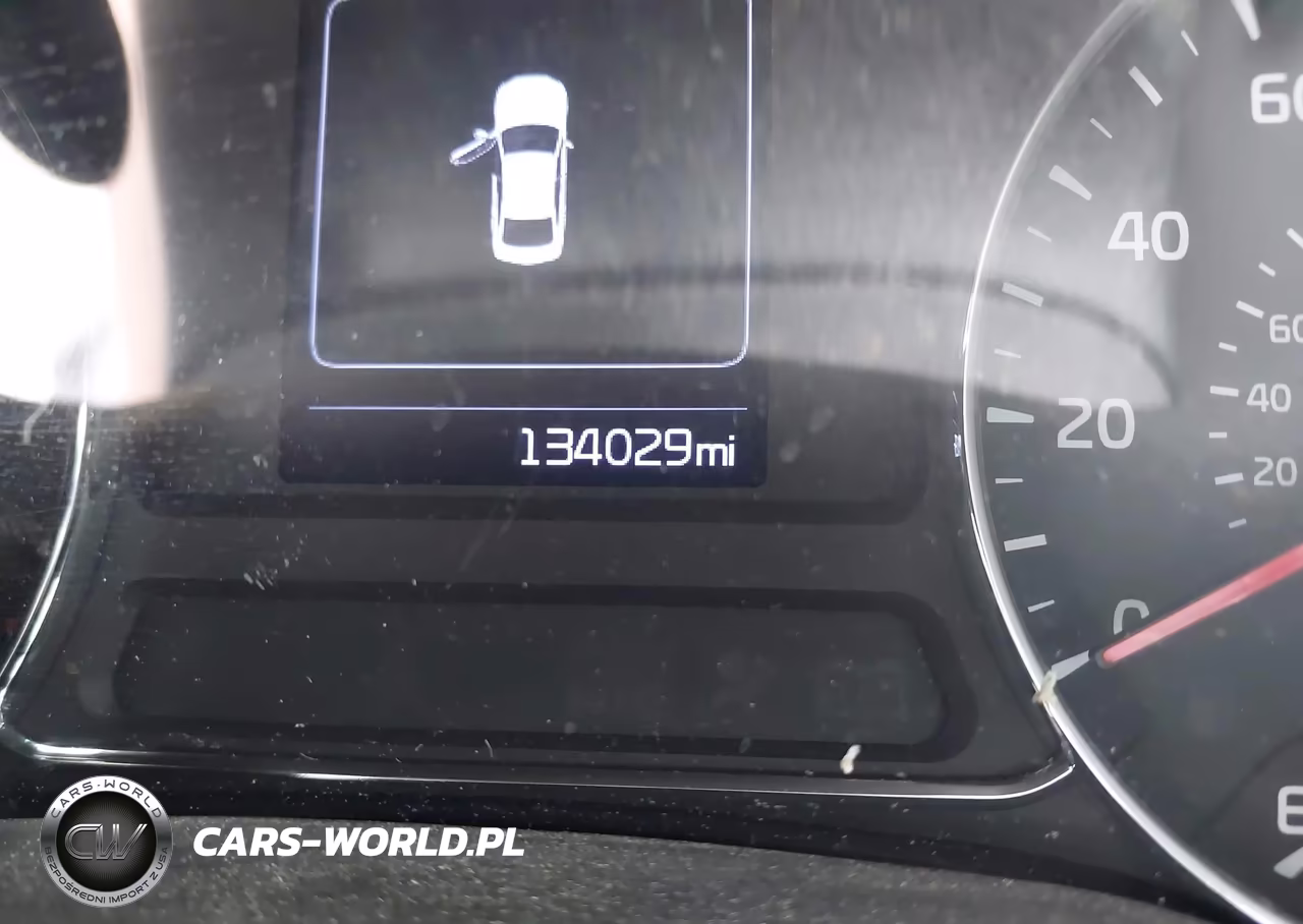 2018 Kia Forte Lx VIN:3KPFK4A74JE263284 - 14