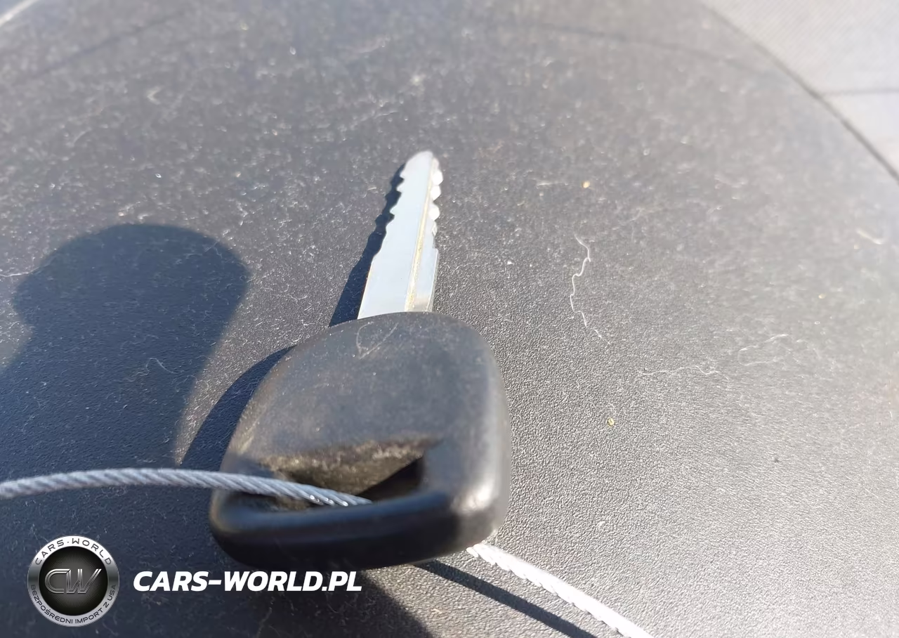 2008 Mazda Mazda3 I Touring Value VIN:JM1BK32G181164281 - 11