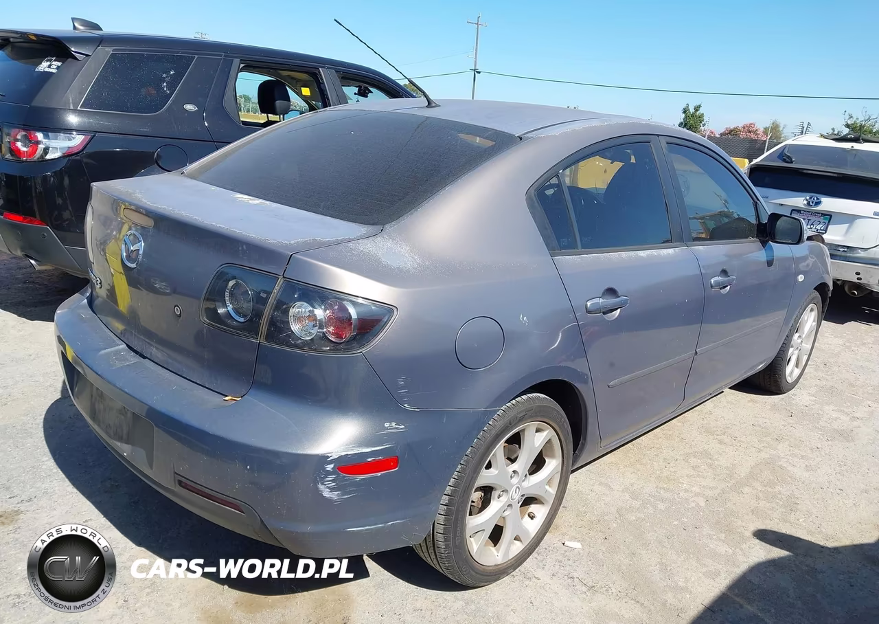 2008 Mazda Mazda3 I Touring Value VIN:JM1BK32G181164281 - 4