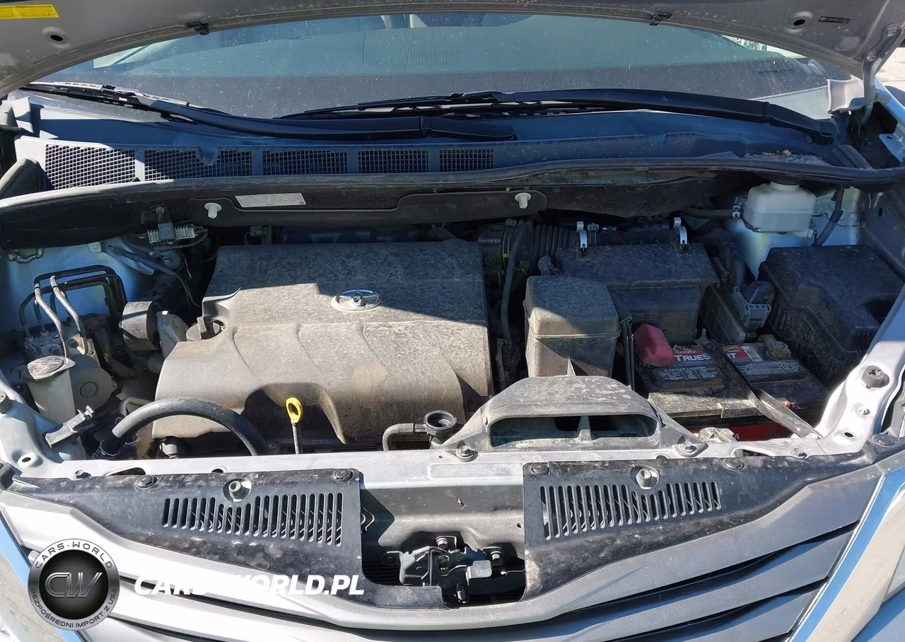 2012 Toyota Sienna Xle V6 8 Passenger VIN:5TDYK3DC5CS205642 - 10