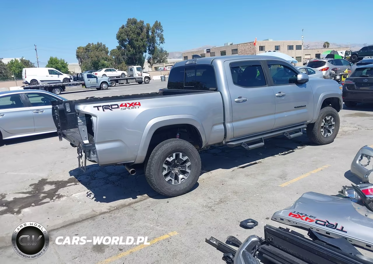 2020 Toyota Tacoma Trd Sport VIN:3TMDZ5BN0LM093665 - 4