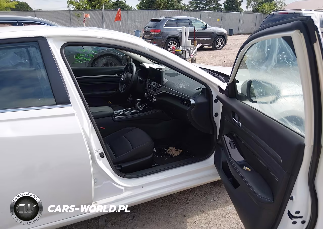 2023 Nissan Altima Sv Intelligent Awd VIN:1N4BL4DW5PN425626 - 5