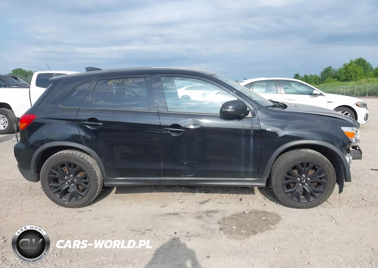 2018 Mitsubishi Outlander Sport 2.0 Le VIN:JA4AP3AU5JU003791 - 14
