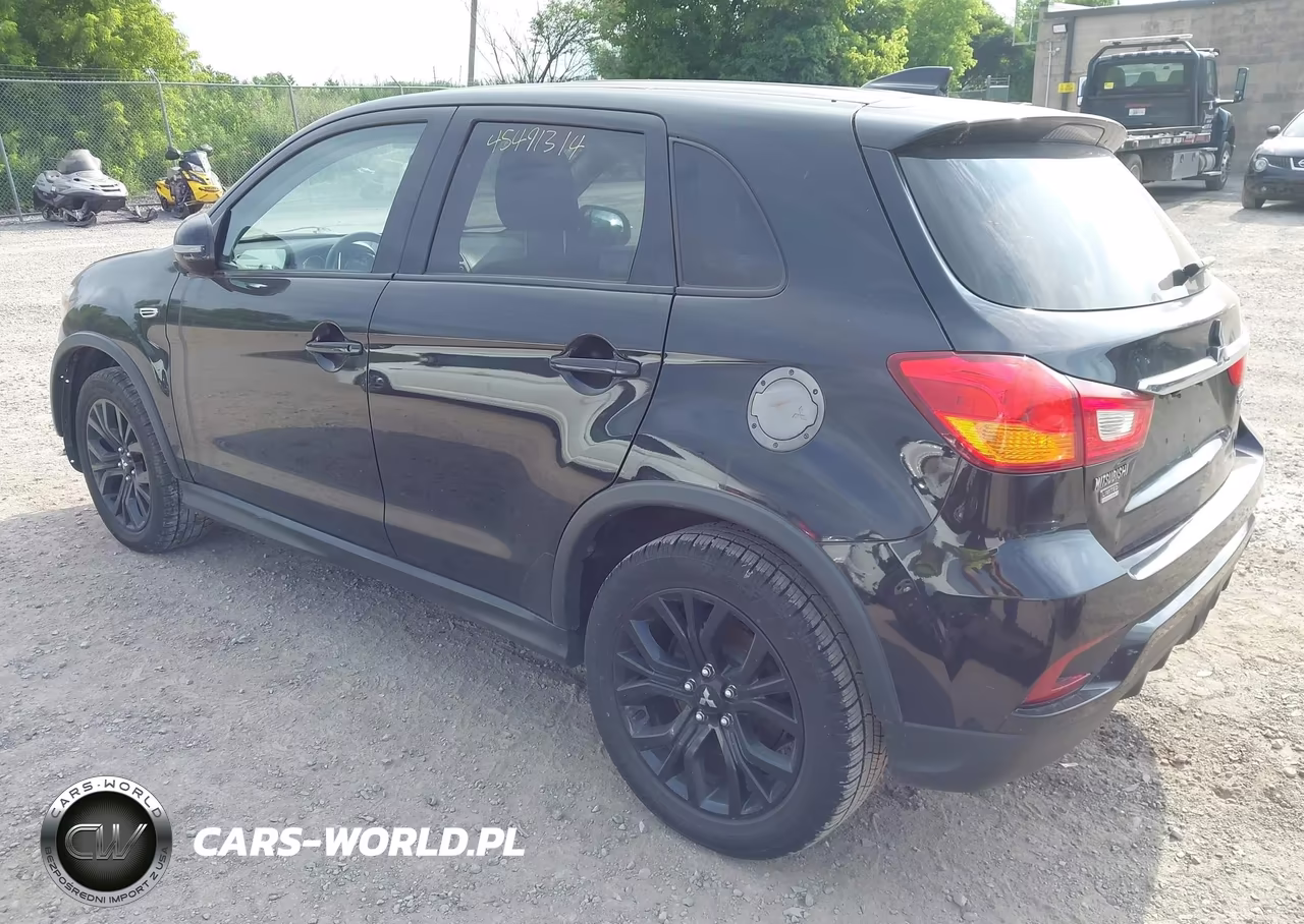2018 Mitsubishi Outlander Sport 2.0 Le VIN:JA4AP3AU5JU003791 - 3