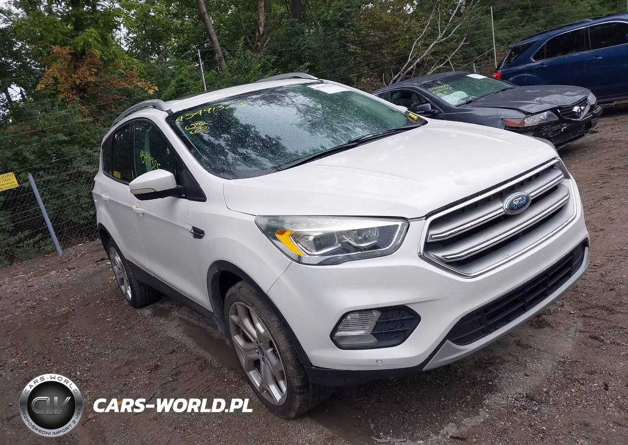 2017 Ford Escape Titanium – zdjęcie 1 z 16
