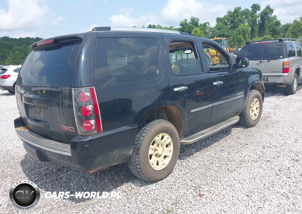2010 GMC Yukon Denali VIN:1GKUKEEF9AR280704 - 4