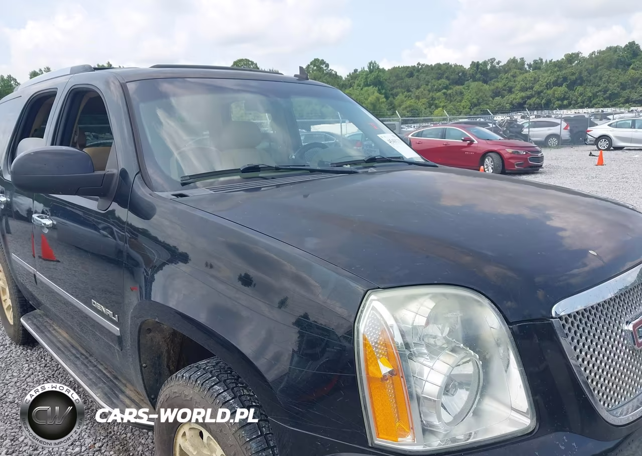 2010 GMC Yukon Denali VIN:1GKUKEEF9AR280704 - 6