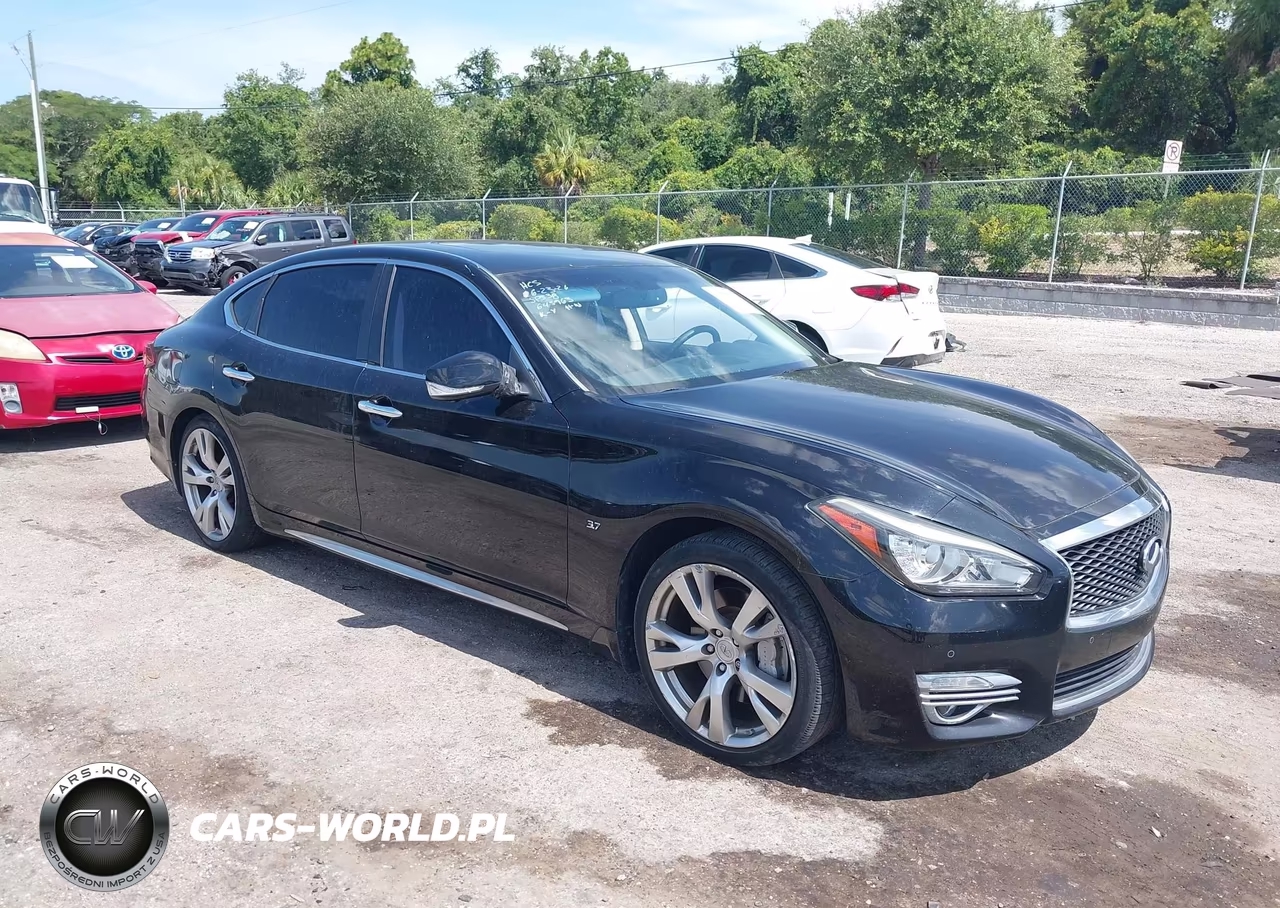 2018 Infiniti Q70L 3.7 Luxe