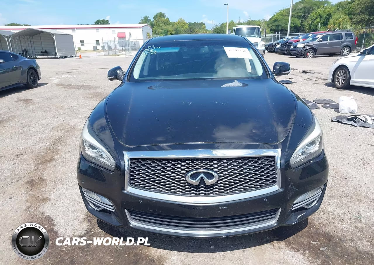 2018 Infiniti Q70L 3.7 Luxe VIN:JN1BY1PPXJM330204 - 12