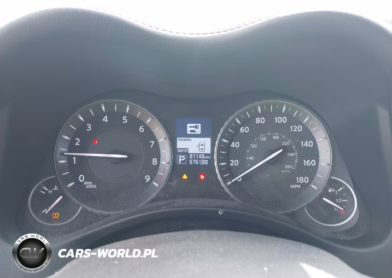2018 Infiniti Q70L 3.7 Luxe VIN:JN1BY1PPXJM330204 - 7