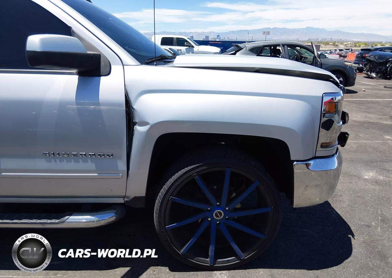 2018 Chevrolet Silverado C1500 Lt VIN:3GCPCREC2JG210934 - 19