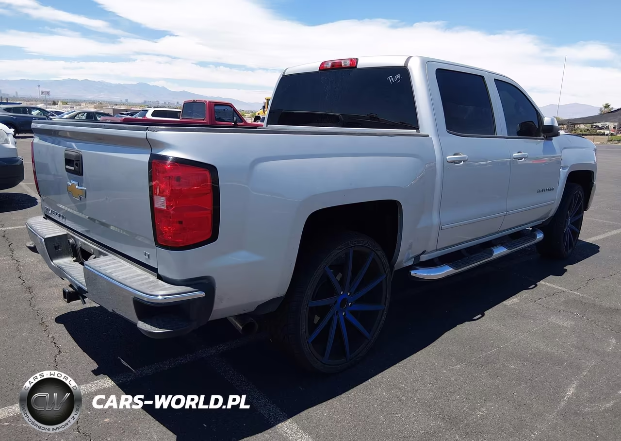 2018 Chevrolet Silverado C1500 Lt VIN:3GCPCREC2JG210934 - 4