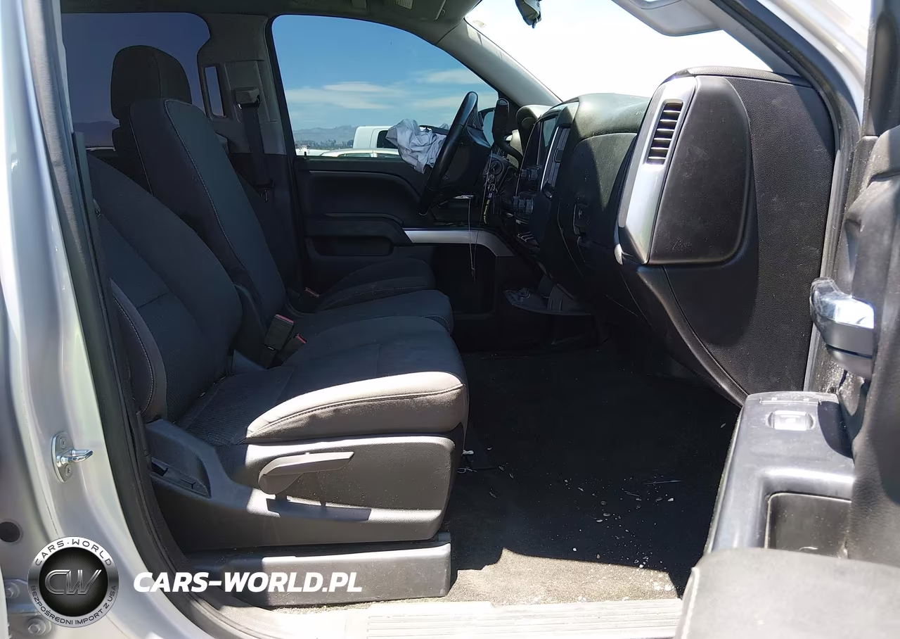2018 Chevrolet Silverado C1500 Lt VIN:3GCPCREC2JG210934 - 5