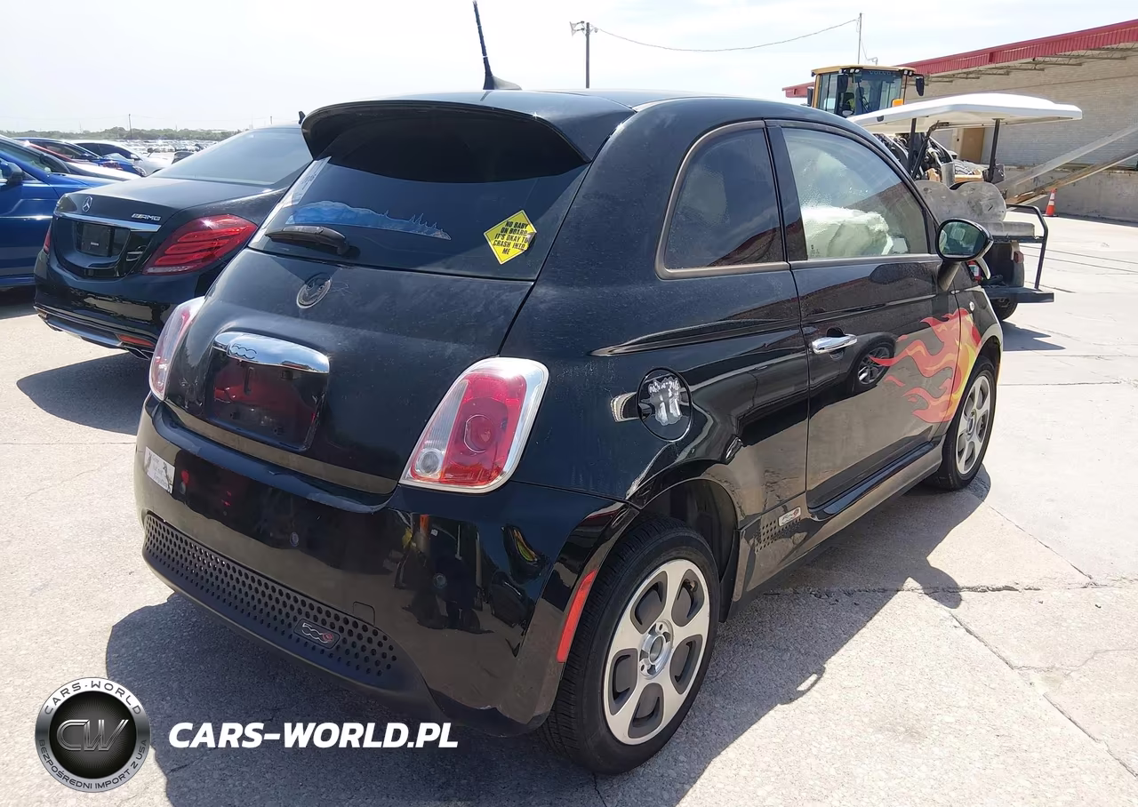 2016 Fiat 500E Battery Electric VIN:3C3CFFGE7GT113669 - 4