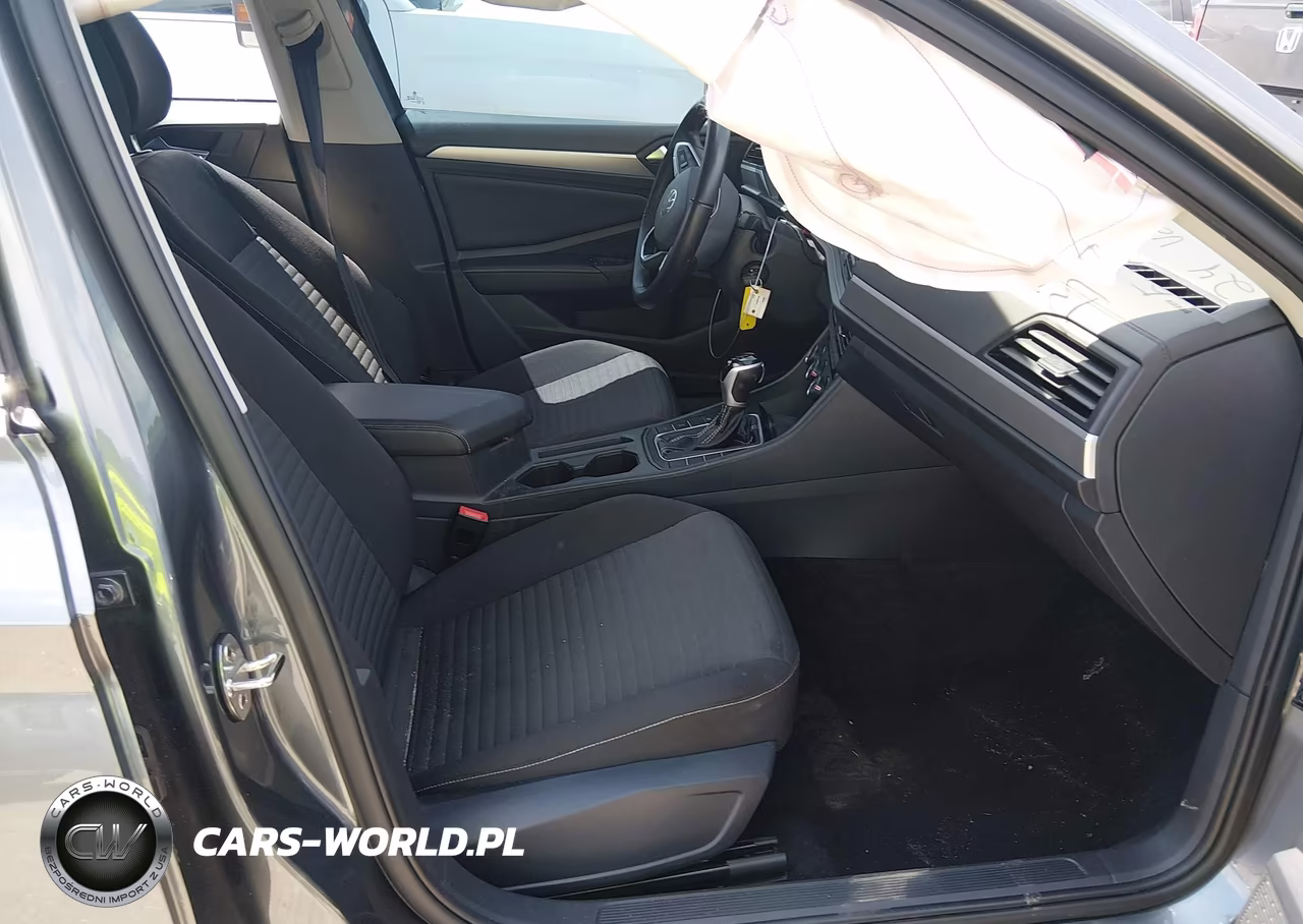 2024 Volkswagen Jetta 1.5T S VIN:3VW5M7BU3RM008507 - 5