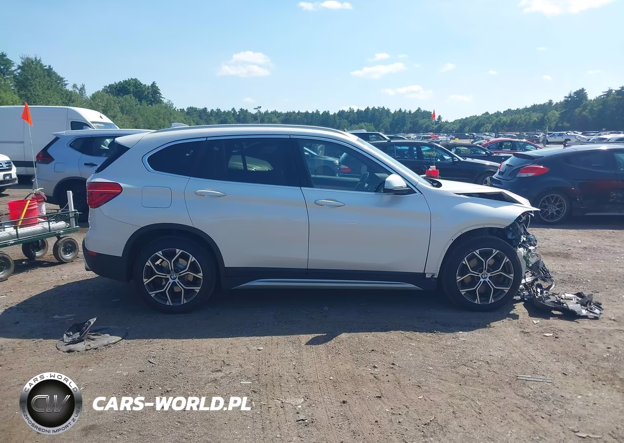 2021 BMW X1 xDrive28I VIN:WBXJG9C01M5S45014 - 13