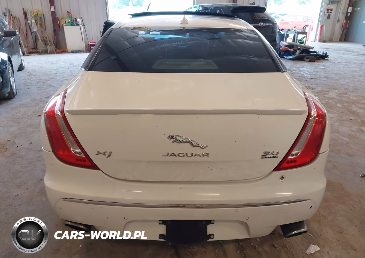 2015 Jaguar Xj VIN:SAJWJ1CD4F8V89917 - 16