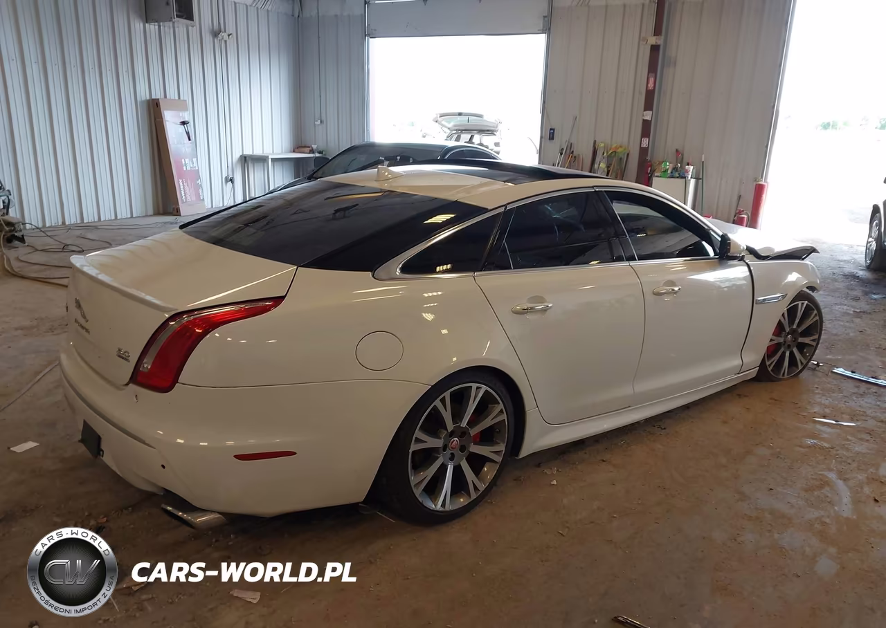 2015 Jaguar Xj VIN:SAJWJ1CD4F8V89917 - 4
