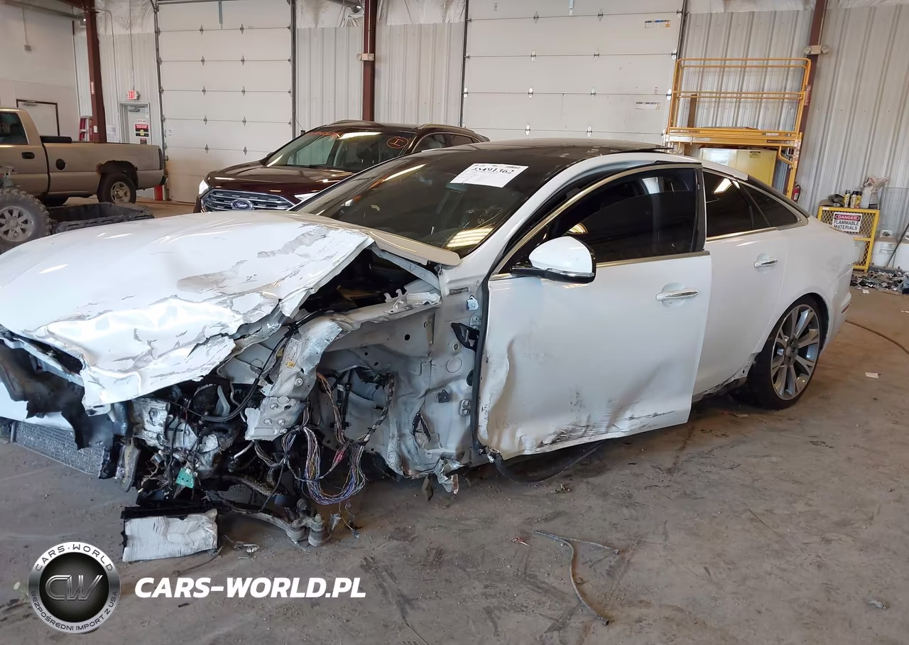 2015 Jaguar Xj VIN:SAJWJ1CD4F8V89917 - 6