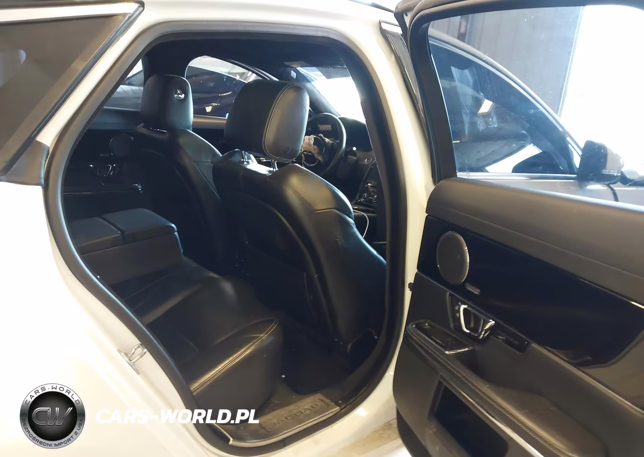 2015 Jaguar Xj VIN:SAJWJ1CD4F8V89917 - 8