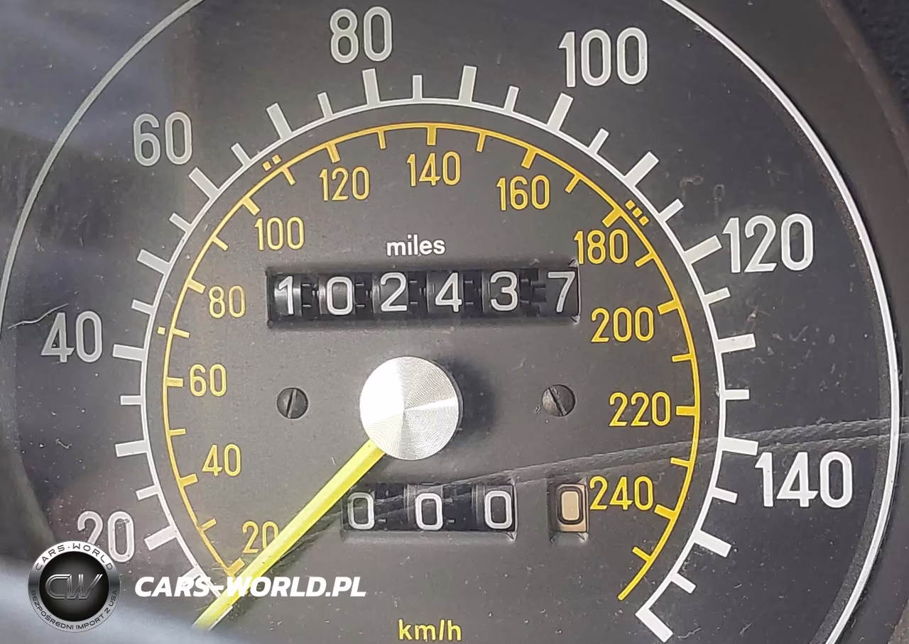 1983 Mercedes-Benz 380 Sl VIN:WDBBA45A5DB028190 - 7