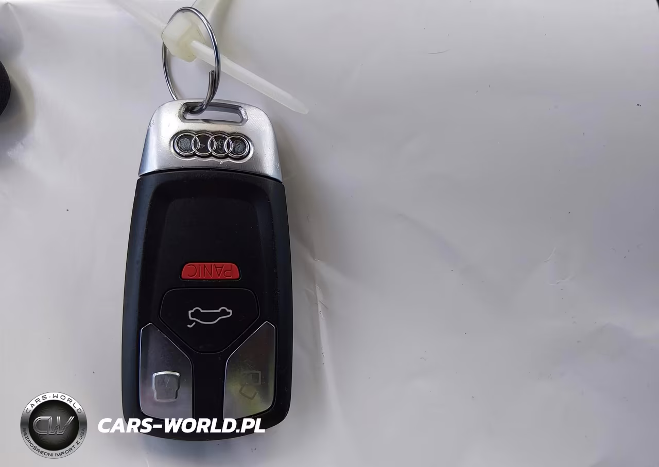 2017 Audi A4 Premium Plus VIN:WAUENAF40HN016752 - 11