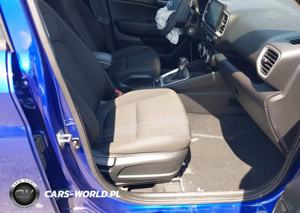 2022 Hyundai Venue Sel VIN:KMHRC8A35NU157718 - 5