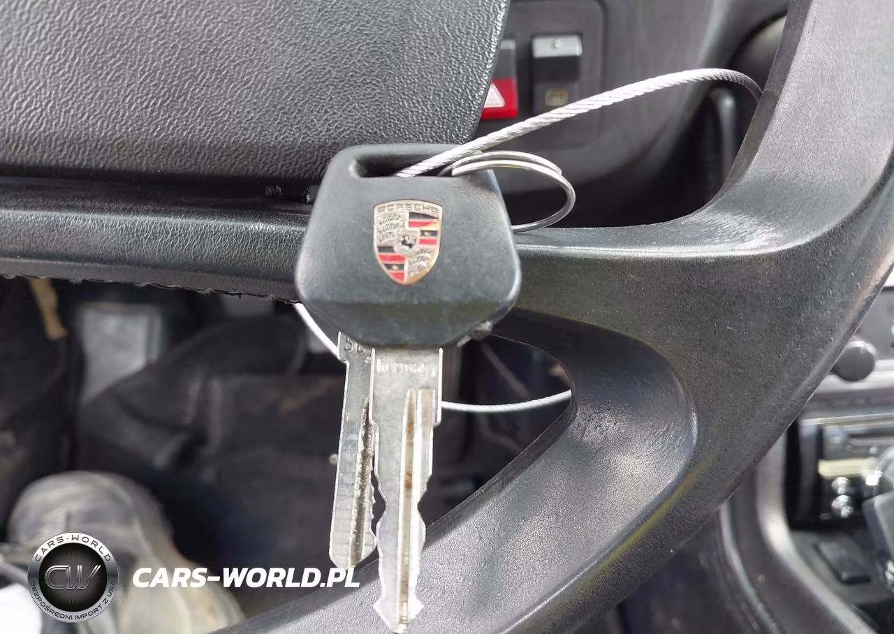 1984 Porsche 944 VIN:WP0AA0947EN462623 - 11